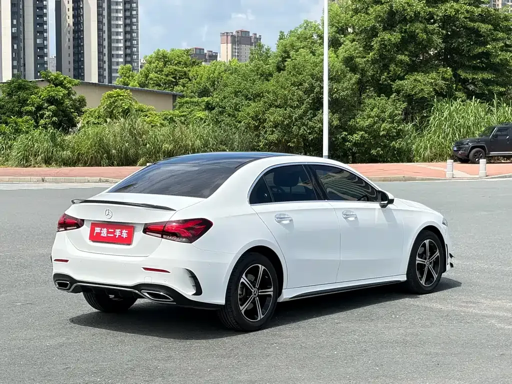 Mercedes-Benz A-Class — фото 9