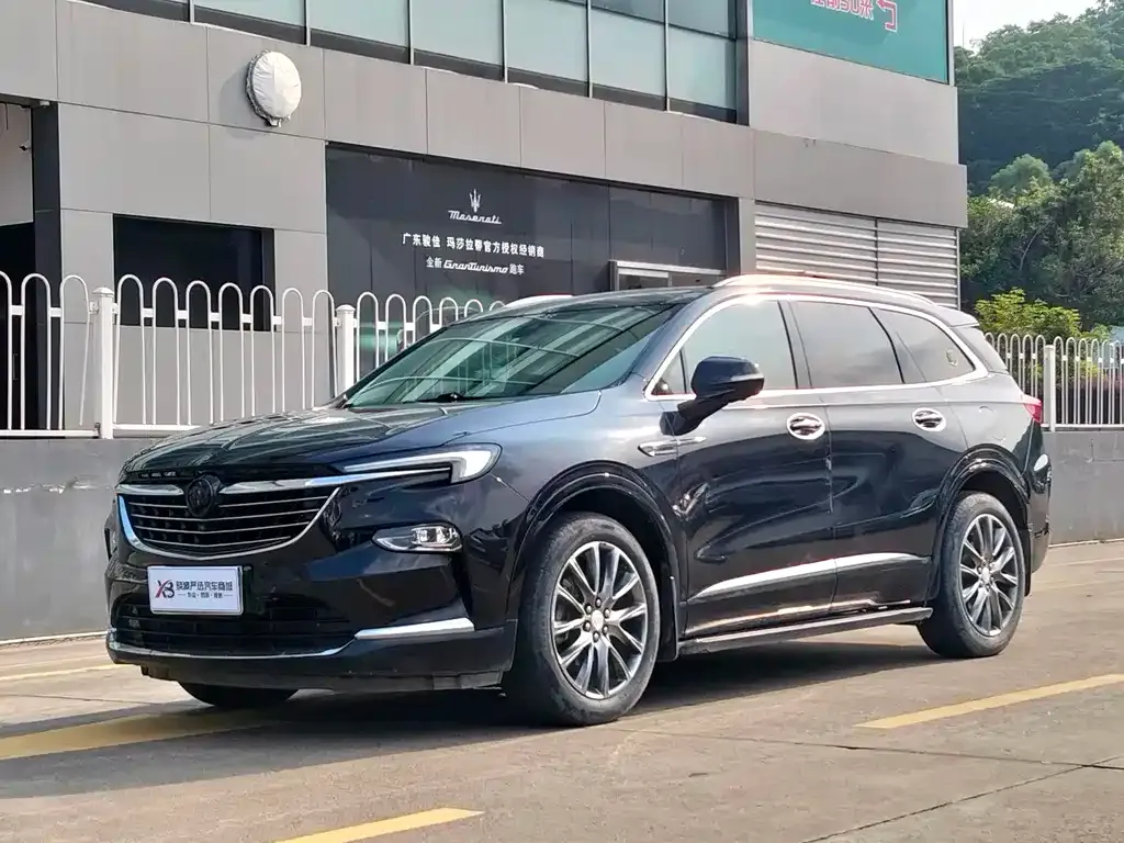 Buick Enclave — фото 1
