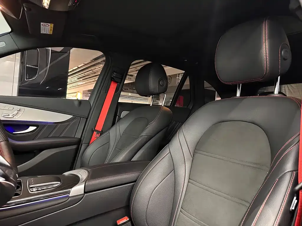 Mercedes-Benz GLC AMG 2023 из CN, фото 2