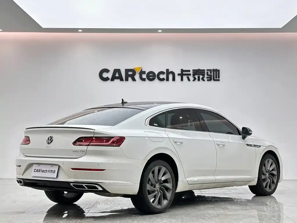 Volkswagen CC — фото 3