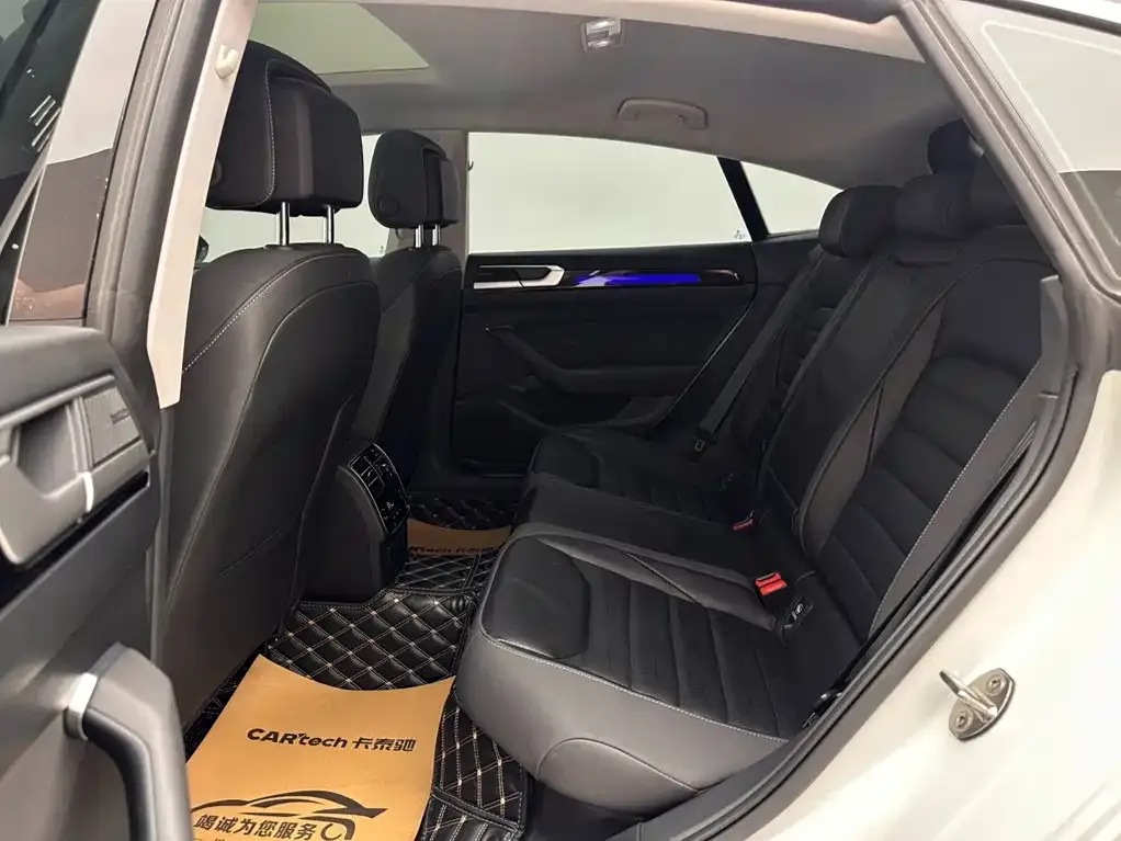 Volkswagen CC — фото 6