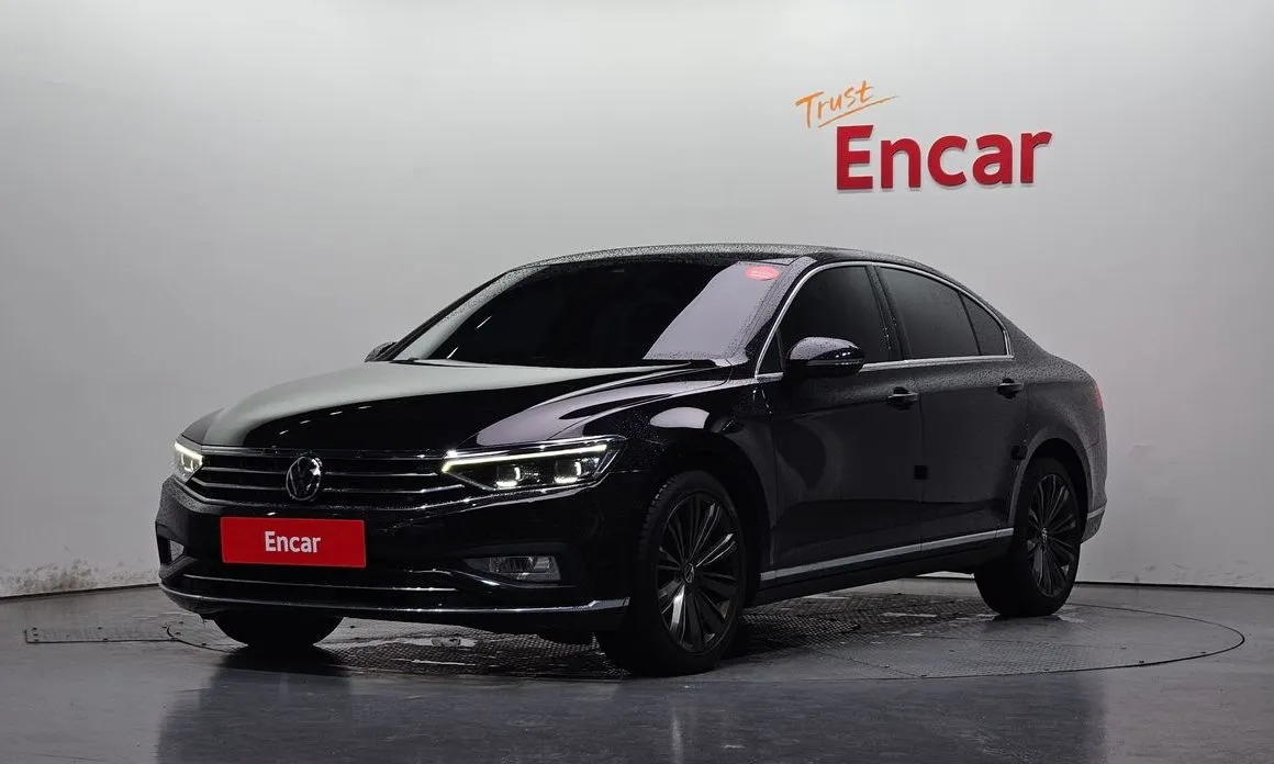 Volkswagen Passat — фото 1