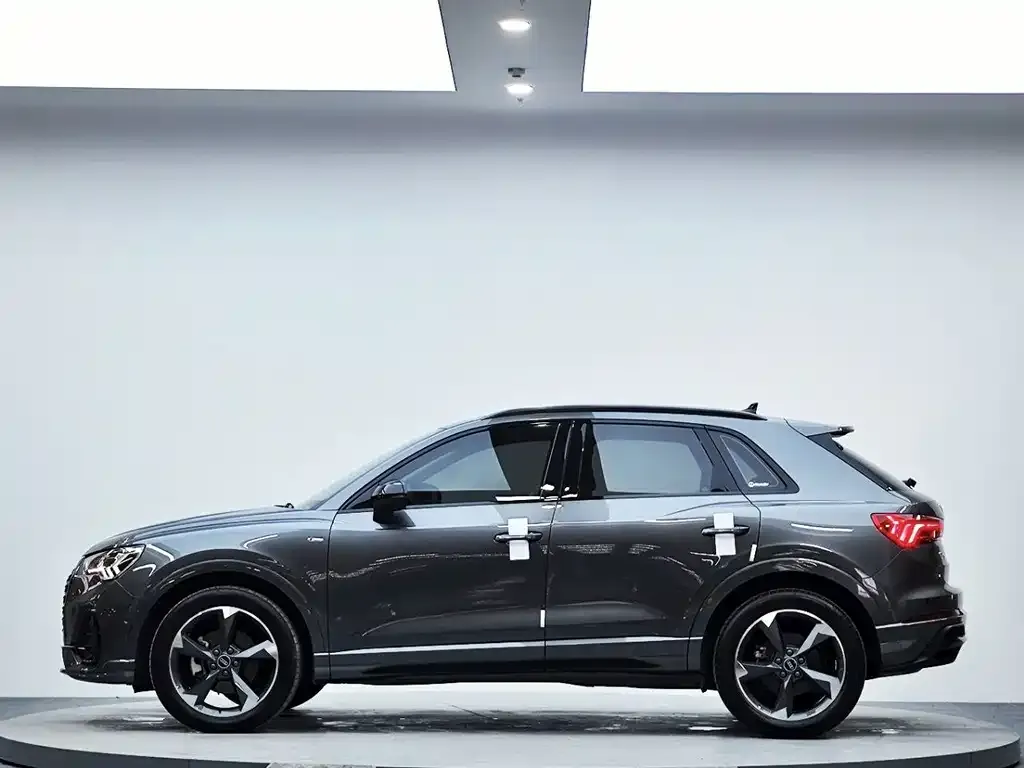 Audi Q3 — фото 6