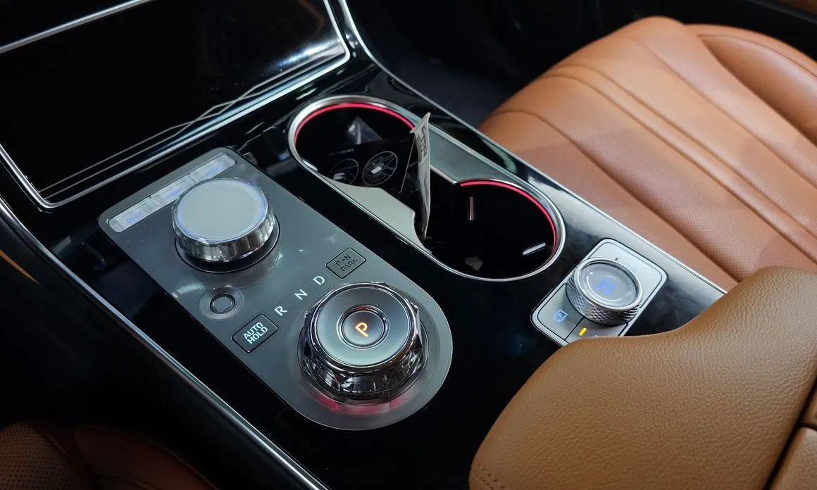 Genesis GV80 — фото 10