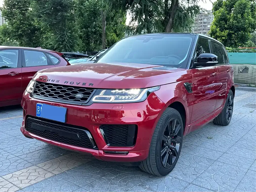 Land Rover Sport — фото 1