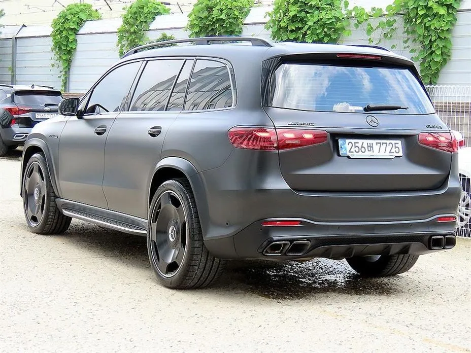 Mercedes-Benz GLS-Class — фото 9