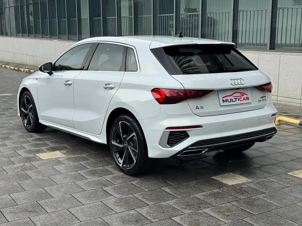 Audi A3 — фото 8
