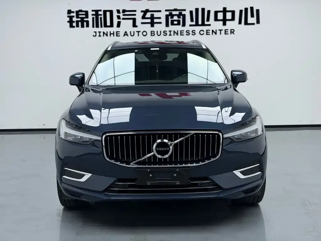 Volvo XC60 — фото 2