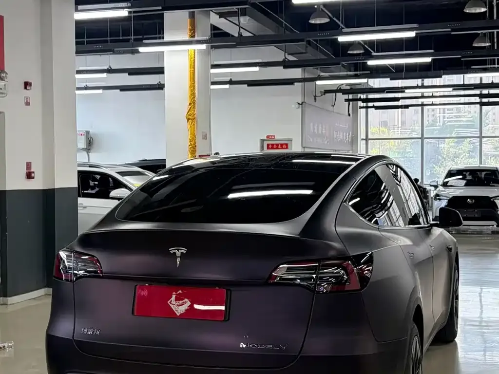 Tesla Model Y — фото 5