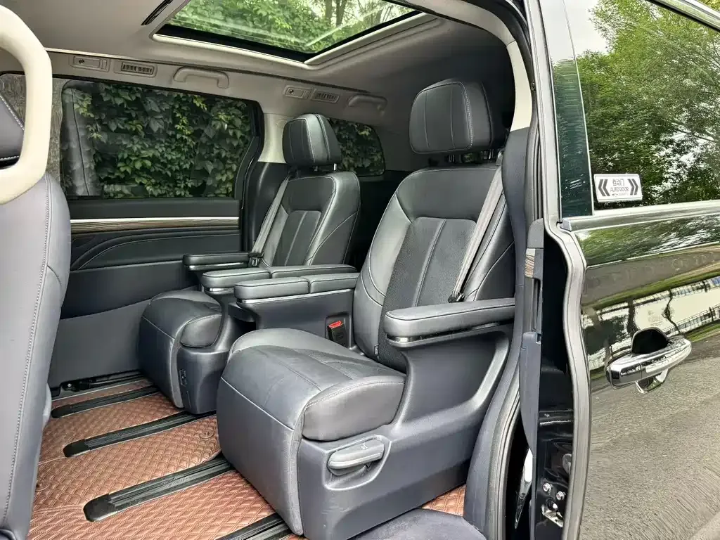 GAC Motor Trumpchi M8 — фото 6