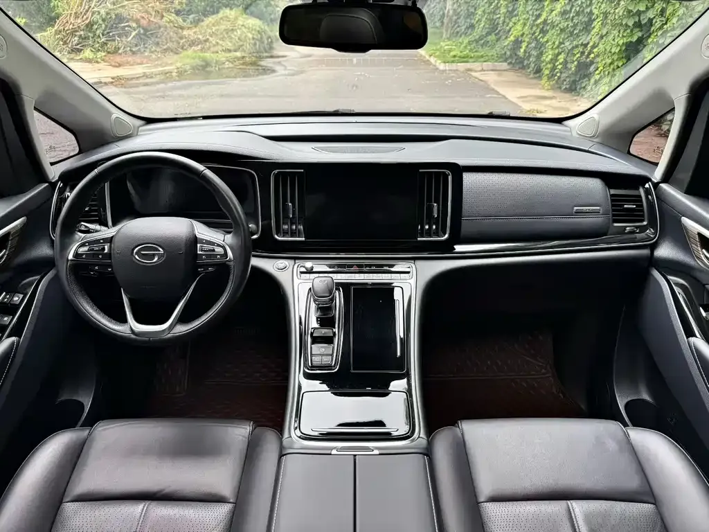 GAC Motor Trumpchi M8 — фото 3