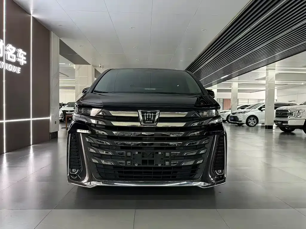 Toyota Vellfire — фото 5