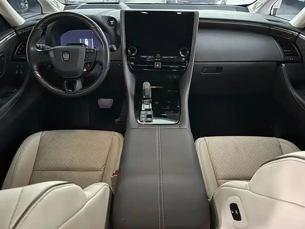 Toyota Vellfire — фото 4