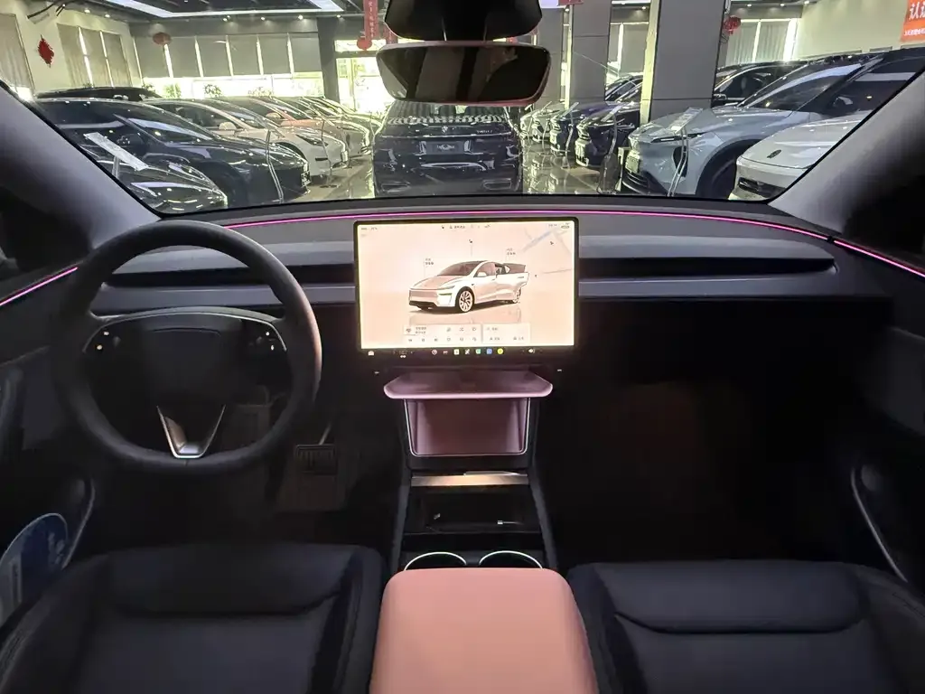 Tesla Model Y — фото 3