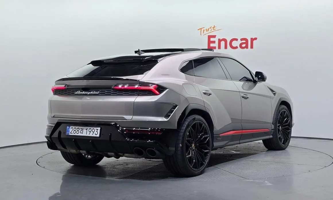 Lamborghini Urus — фото 6