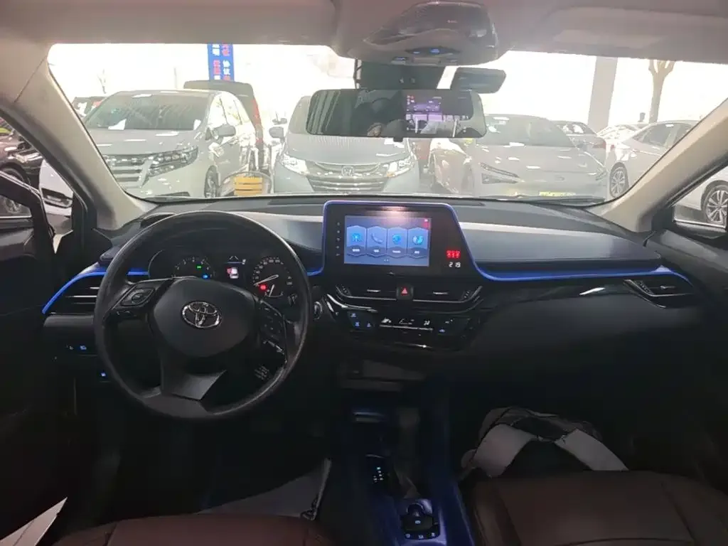 Toyota C-HR 2022 из CN, фото 2