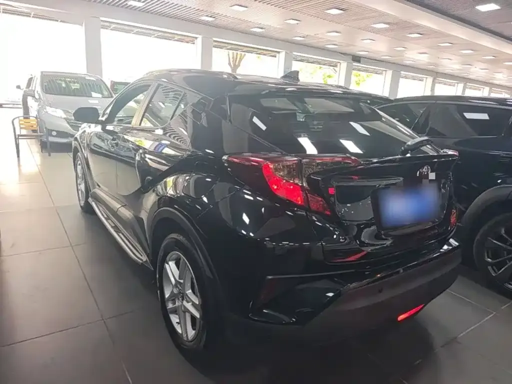 Toyota C-HR 2022 из CN, фото 10