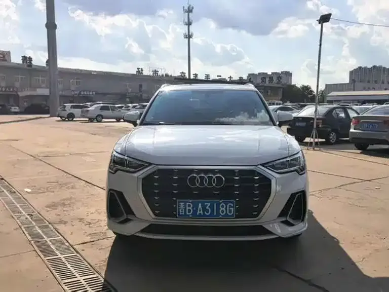 Audi Q3 — фото 2