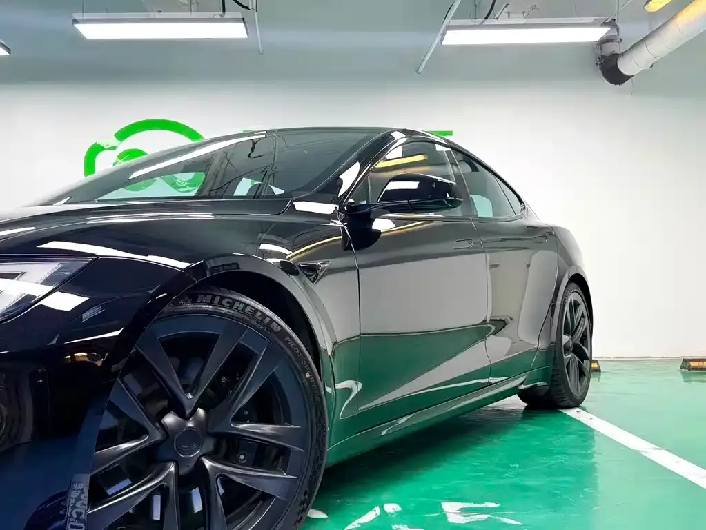 Tesla Model S — фото 5
