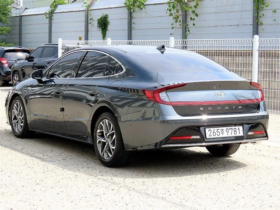 Hyundai Sonata — фото 2