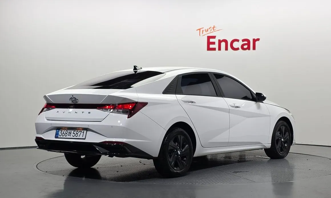 Hyundai AVANTE — фото 7