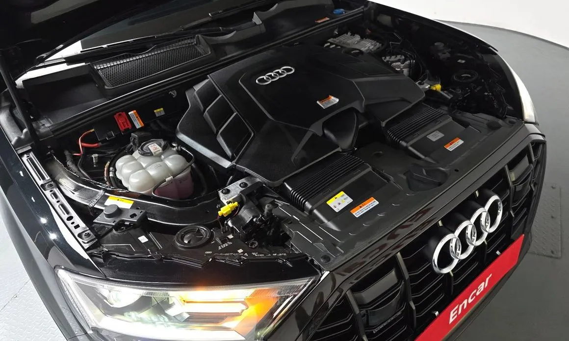 Audi Q7 2022 из KR, фото 7