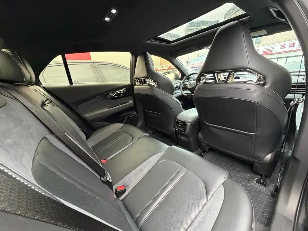 GAC Motor Shadow Leopard — фото 7