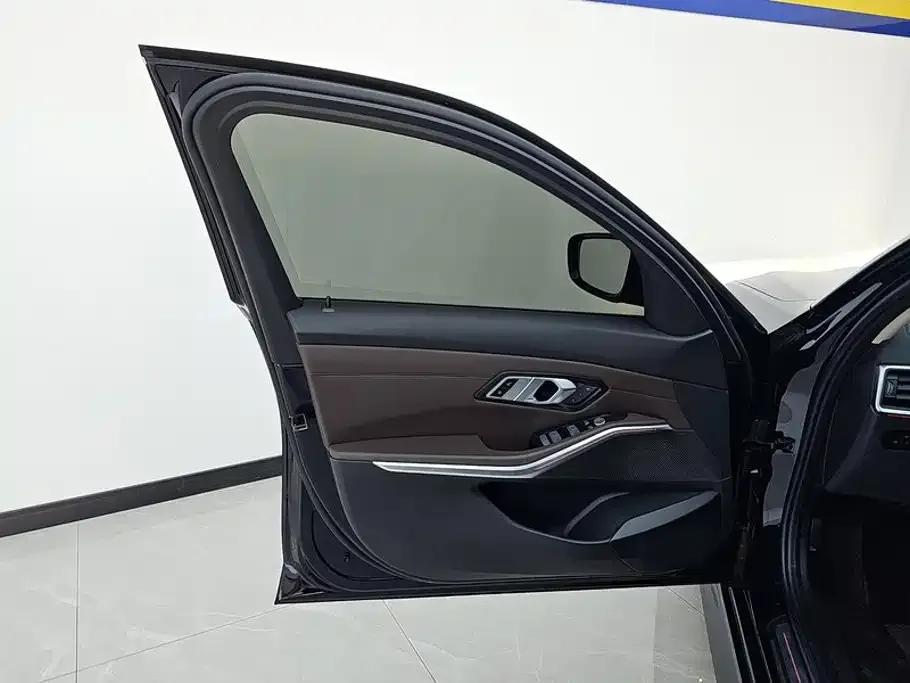 BMW i3 — фото 3