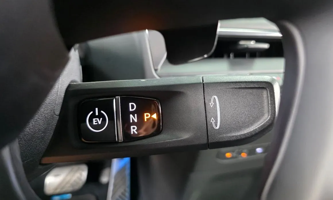 Kia EV9 2024 из KR, фото 5