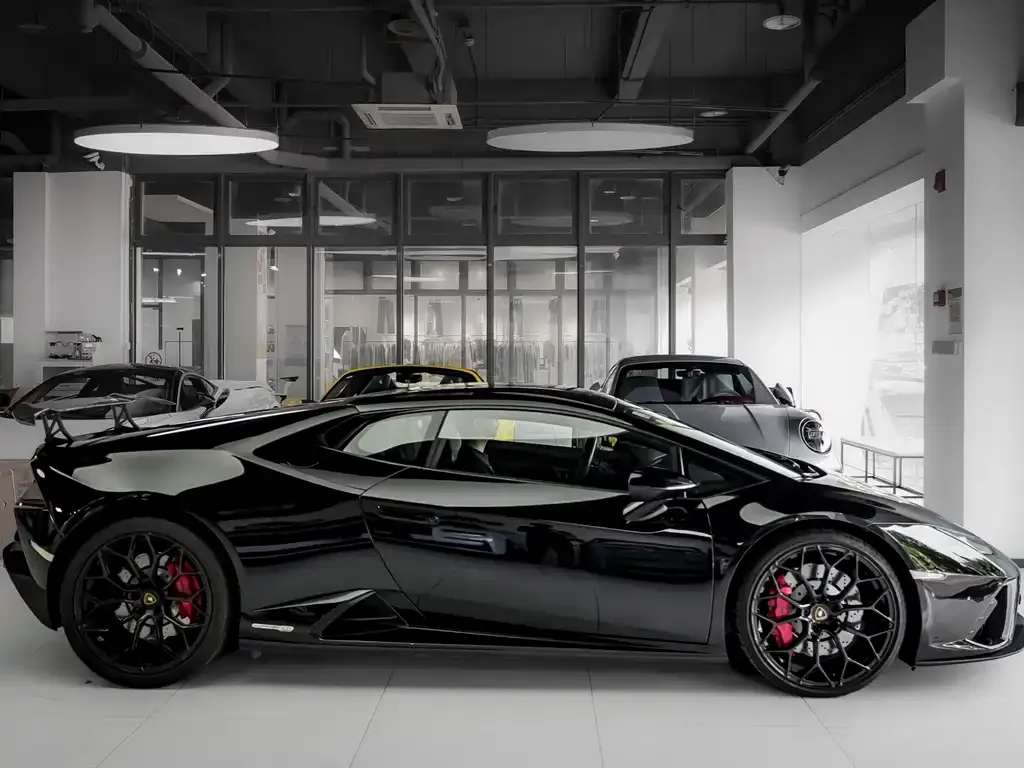 Lamborghini Huracan — фото 10