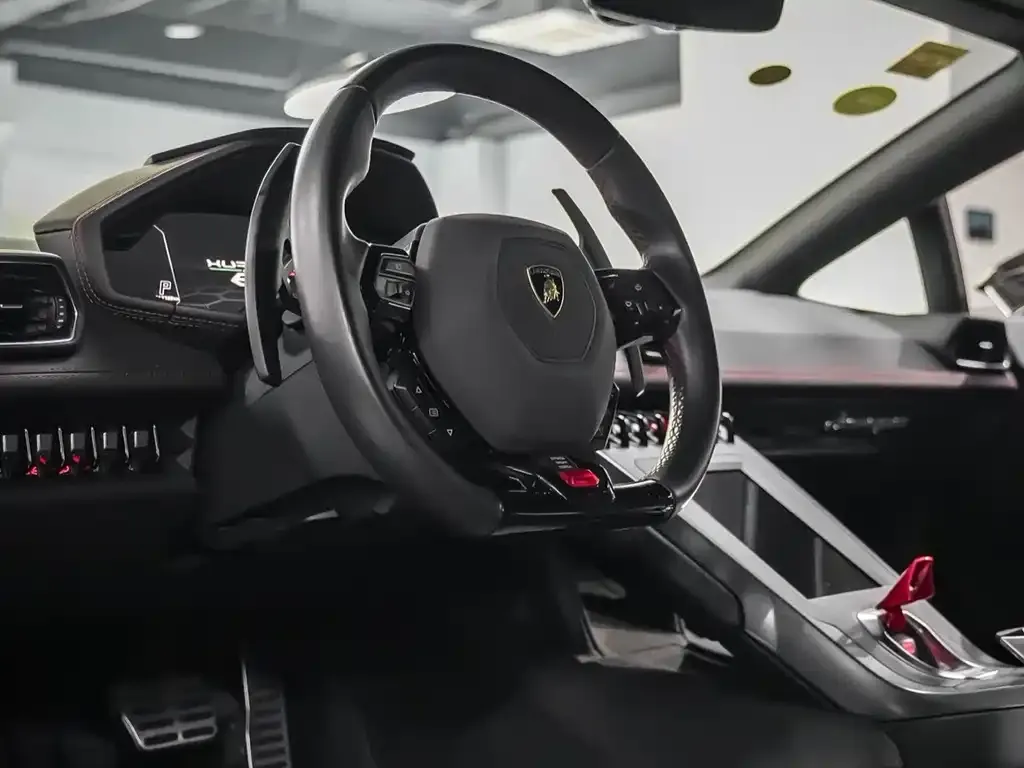 Lamborghini Huracan — фото 3
