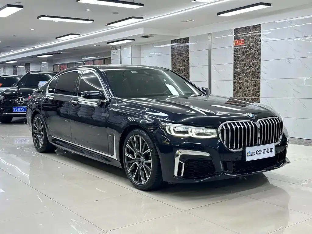 BMW 7 Series — фото 4