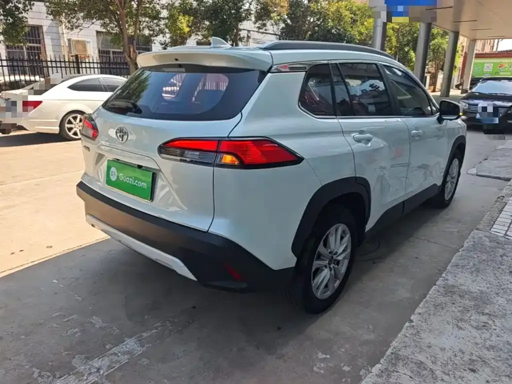 Toyota Corolla Cross — фото 6