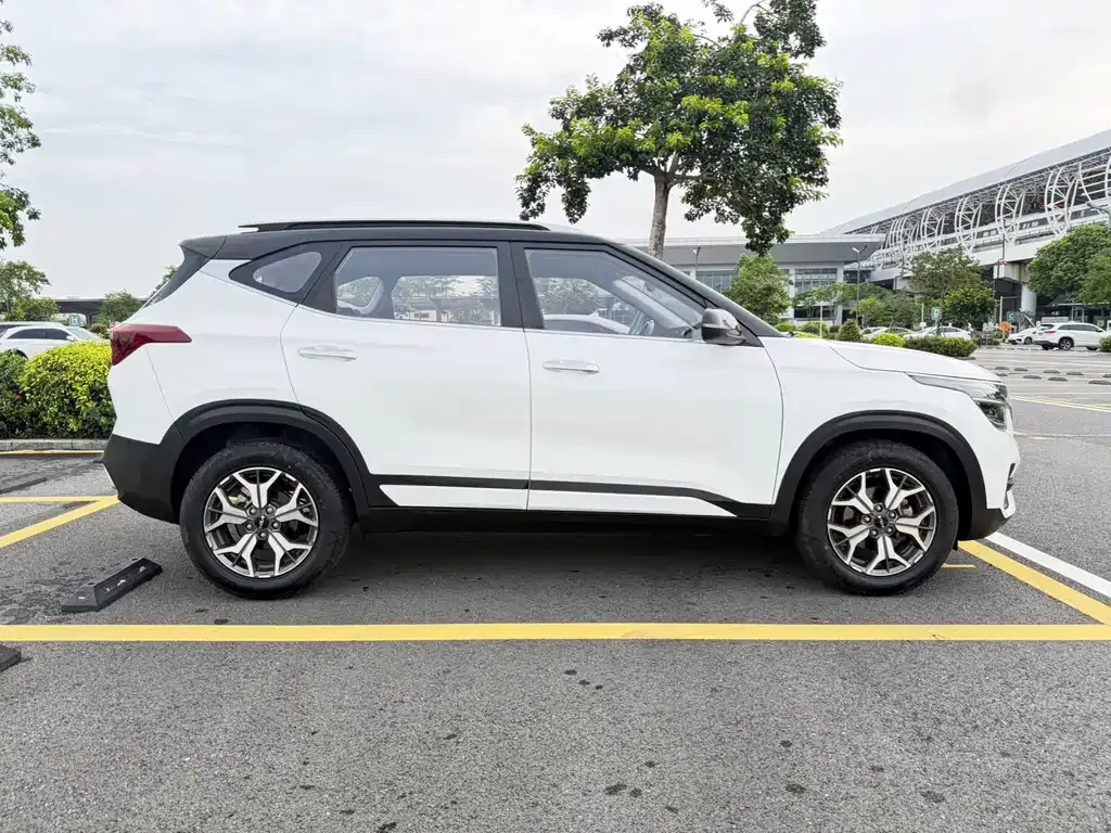 Kia KX3 — фото 5