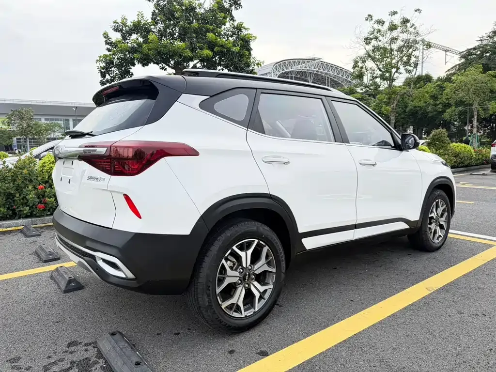 Kia KX3 — фото 9