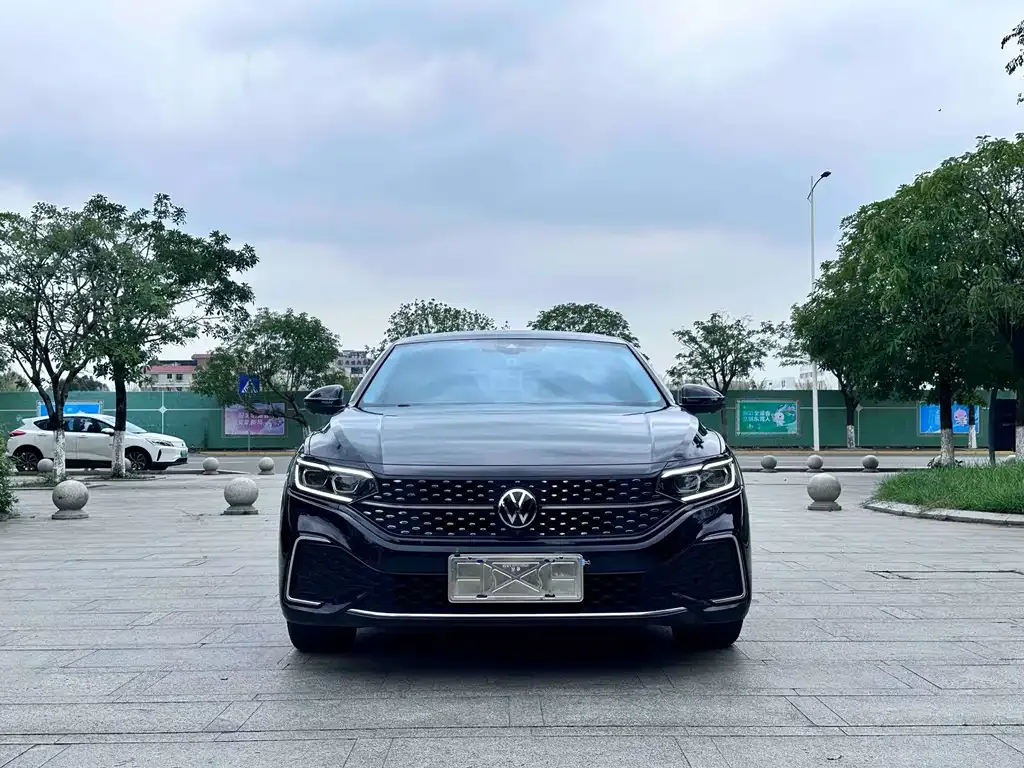 Volkswagen Passat — фото 4