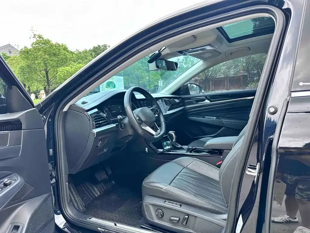 Volkswagen Passat — фото 9