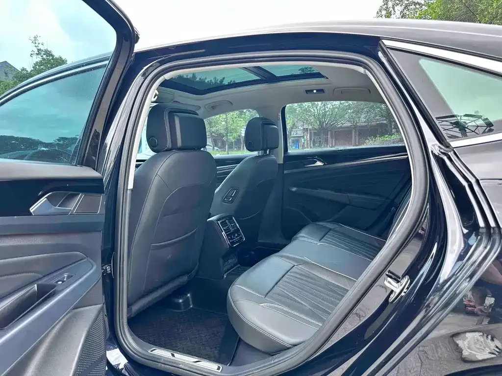 Volkswagen Passat — фото 3