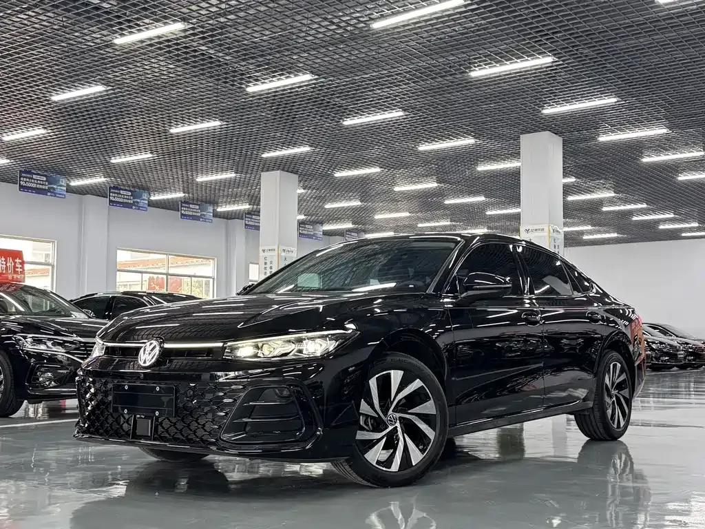 Volkswagen Passat — фото 1