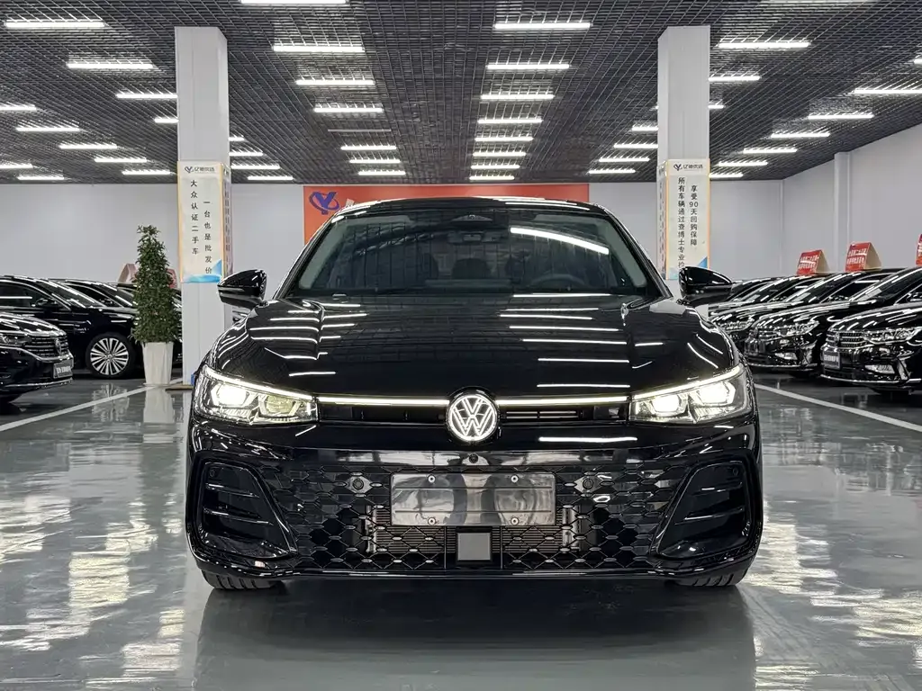 Volkswagen Passat — фото 7
