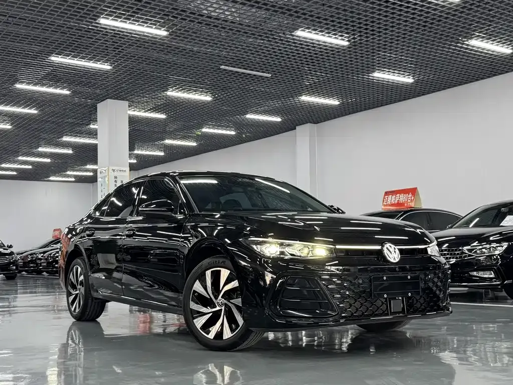 Volkswagen Passat — фото 9