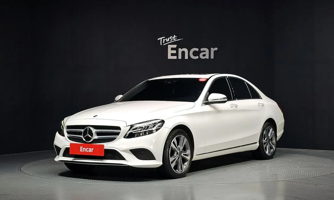 Mercedes-Benz C-Class — фото 1