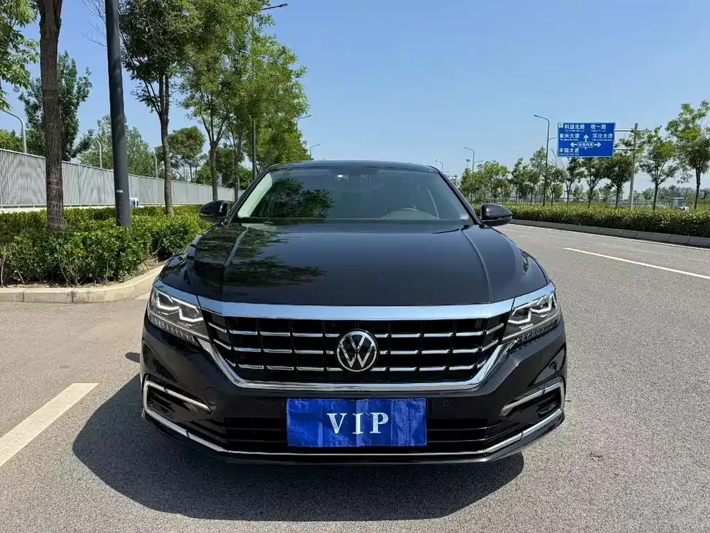 Volkswagen Passat — фото 9