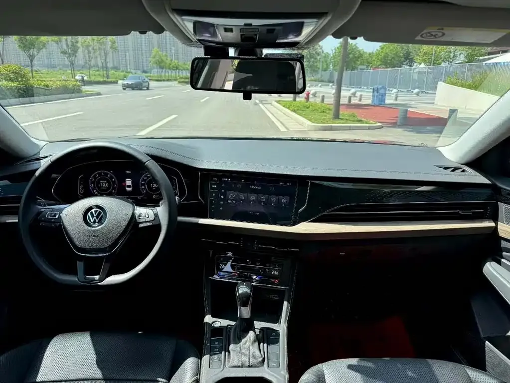 Volkswagen Passat — фото 2