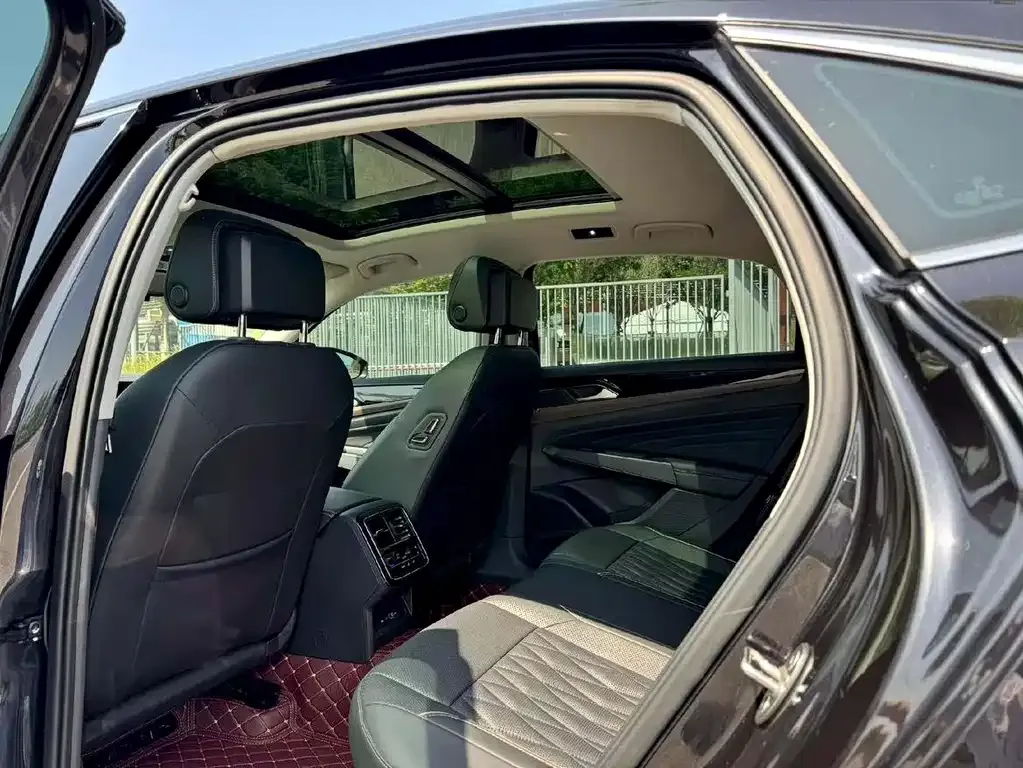 Volkswagen Passat — фото 3