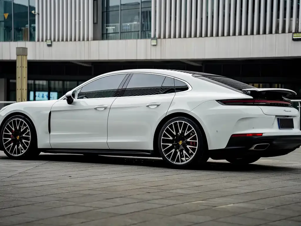 Porsche Panamera — фото 6