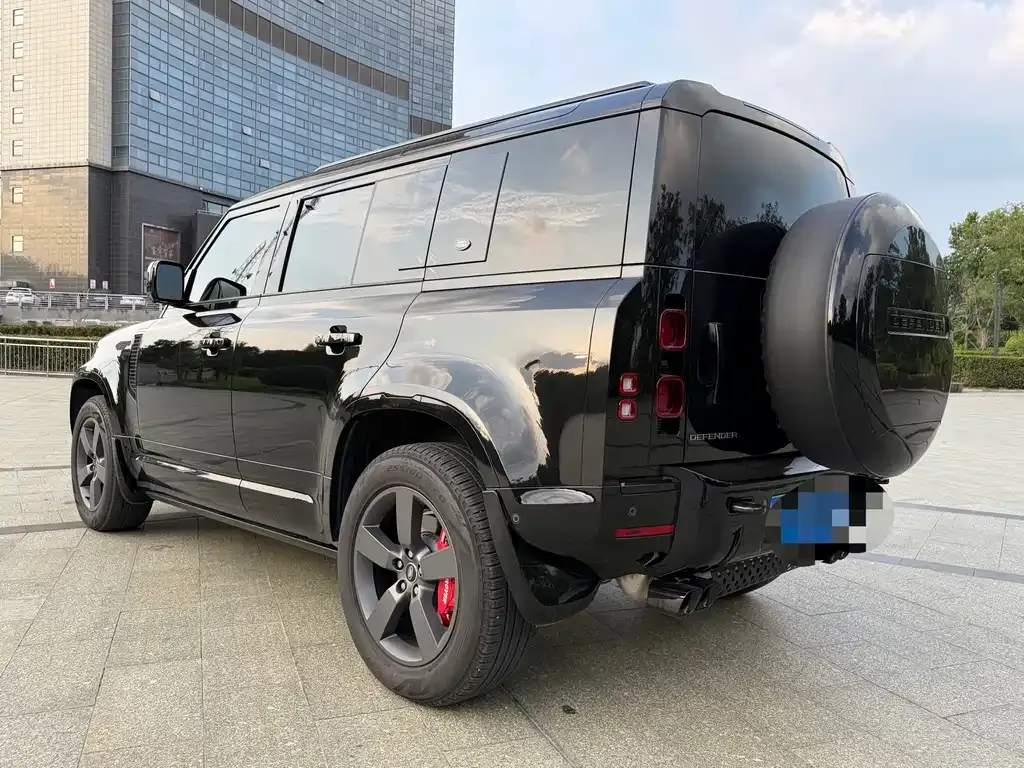 Land Rover Defender — фото 7