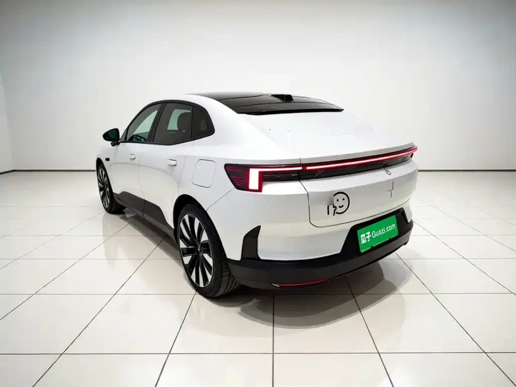Polestar Polestar 4 — фото 8