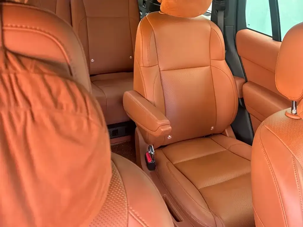 Li Auto L8 2024 из CN, фото 2