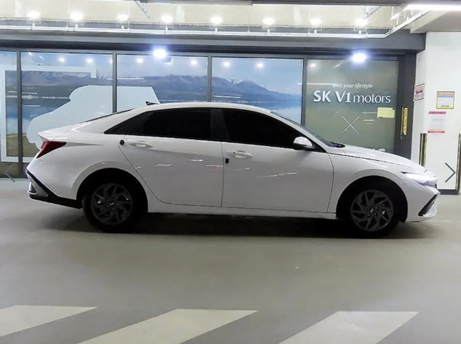 Hyundai AVANTE — фото 3
